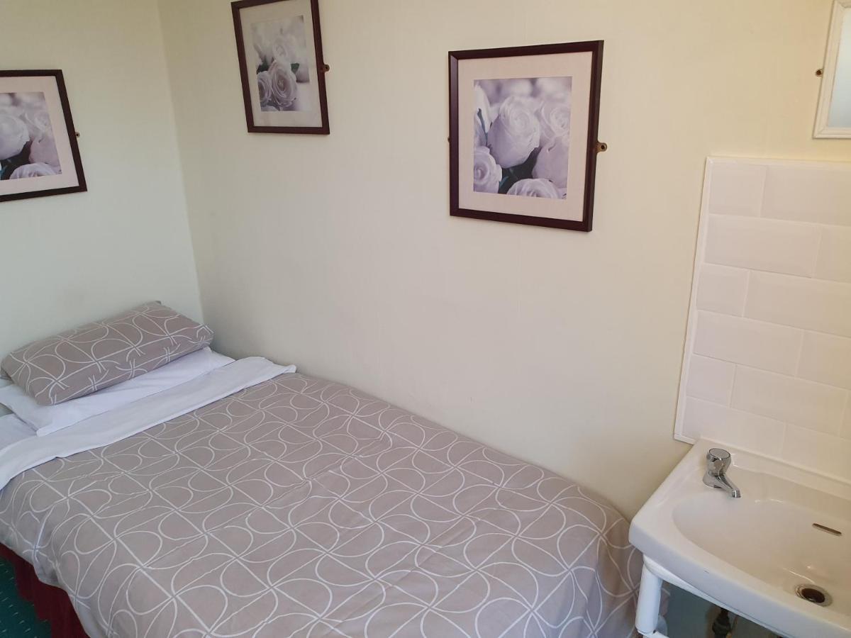 Foxhall Village Guest House Blackpool Ngoại thất bức ảnh