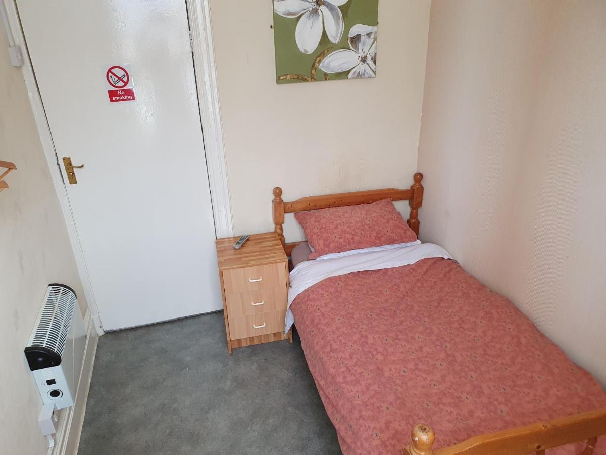 Foxhall Village Guest House Blackpool Ngoại thất bức ảnh