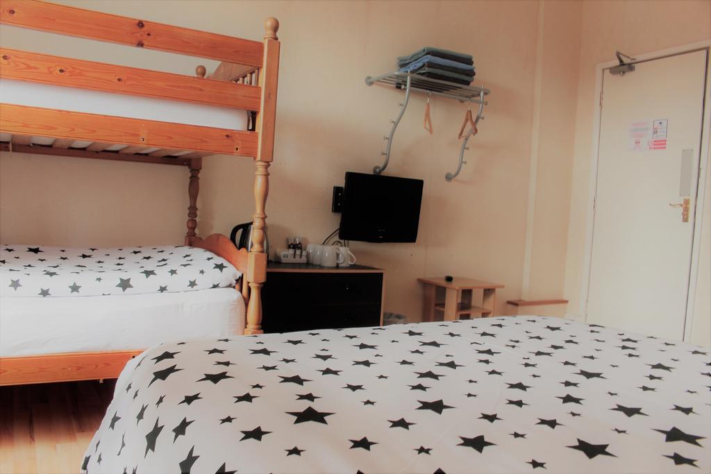 Foxhall Village Guest House Blackpool Ngoại thất bức ảnh