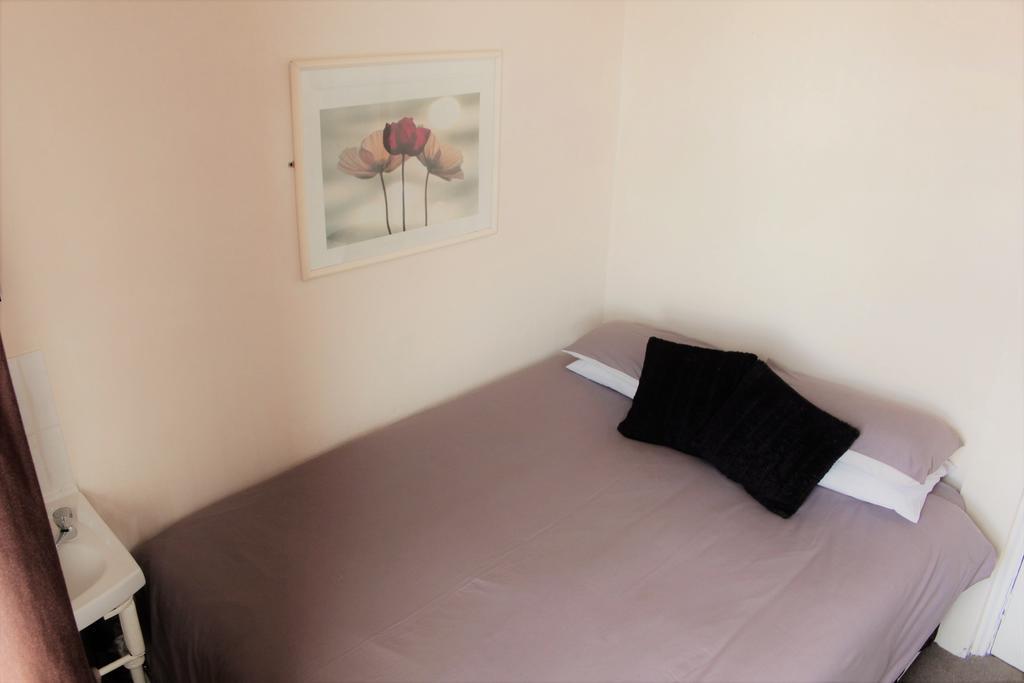 Foxhall Village Guest House Blackpool Ngoại thất bức ảnh